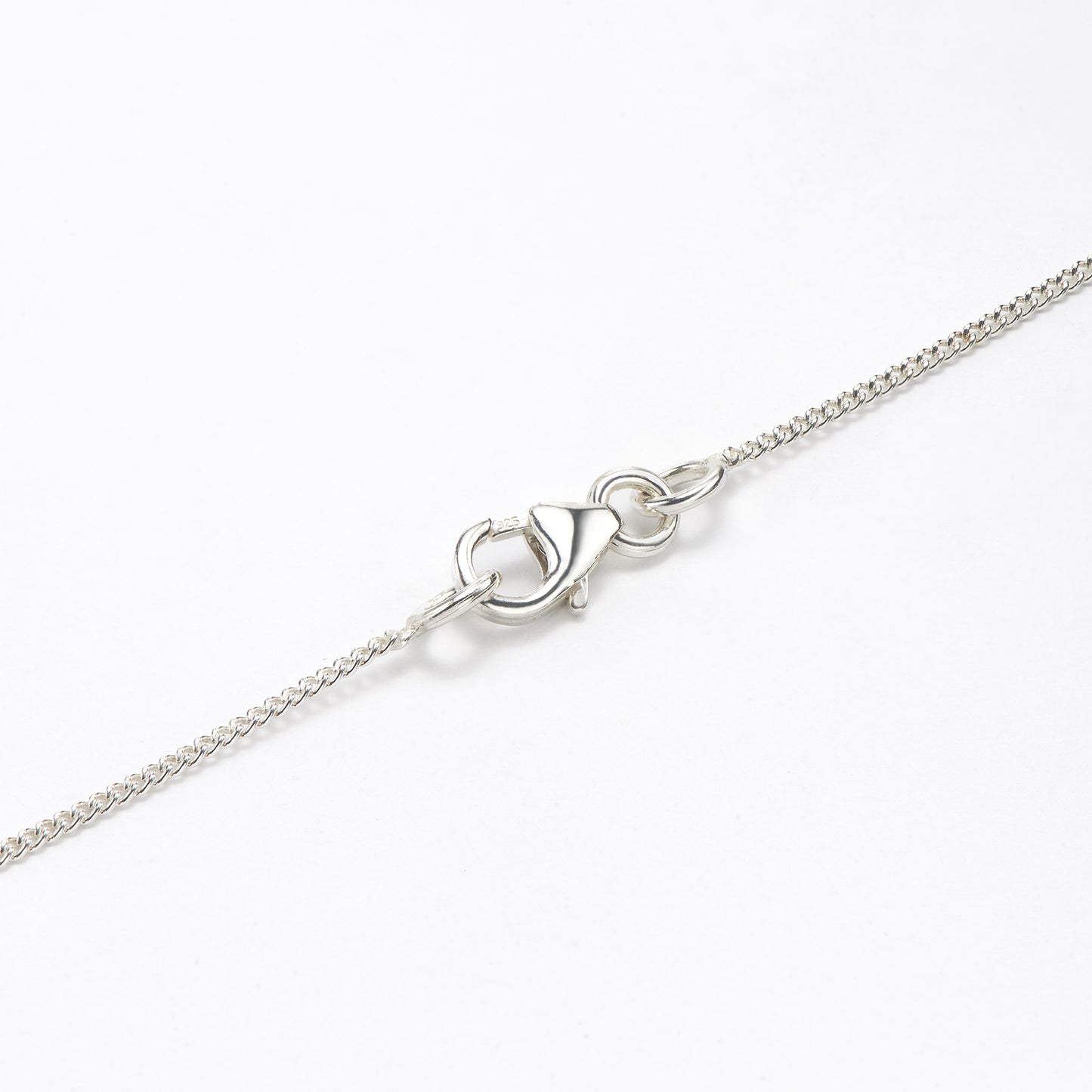 sterling silver 925 necklace clasp showing fine 0.6mm chain